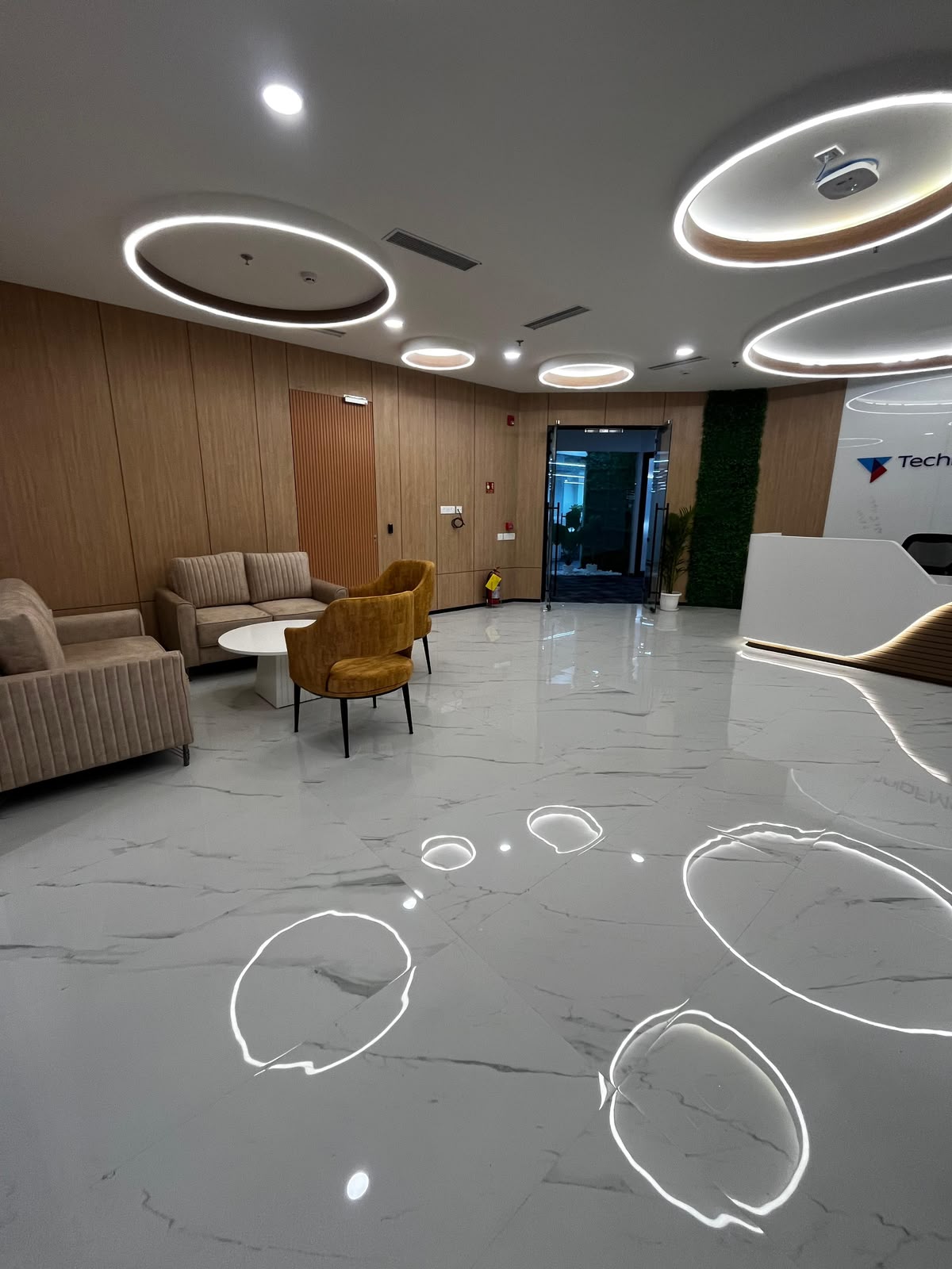 Technip office interior by Global Green, view 2